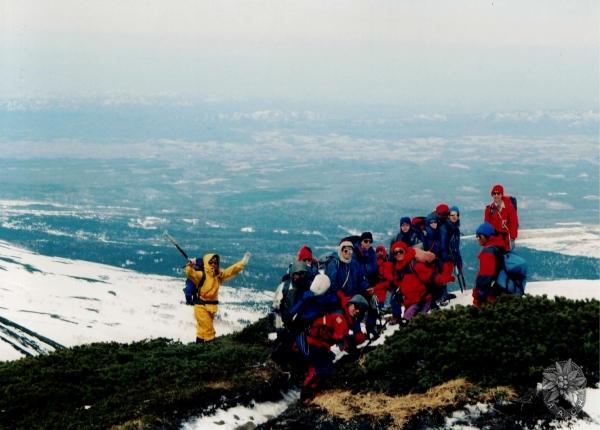 大サイズの画像を表示するにはログインが必要です