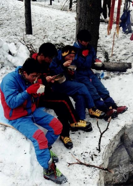 大サイズの画像を表示するにはログインが必要です