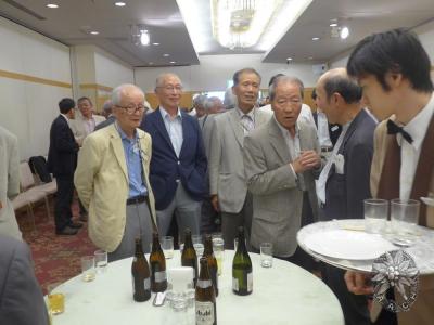 大サイズの画像を表示するにはログインが必要です