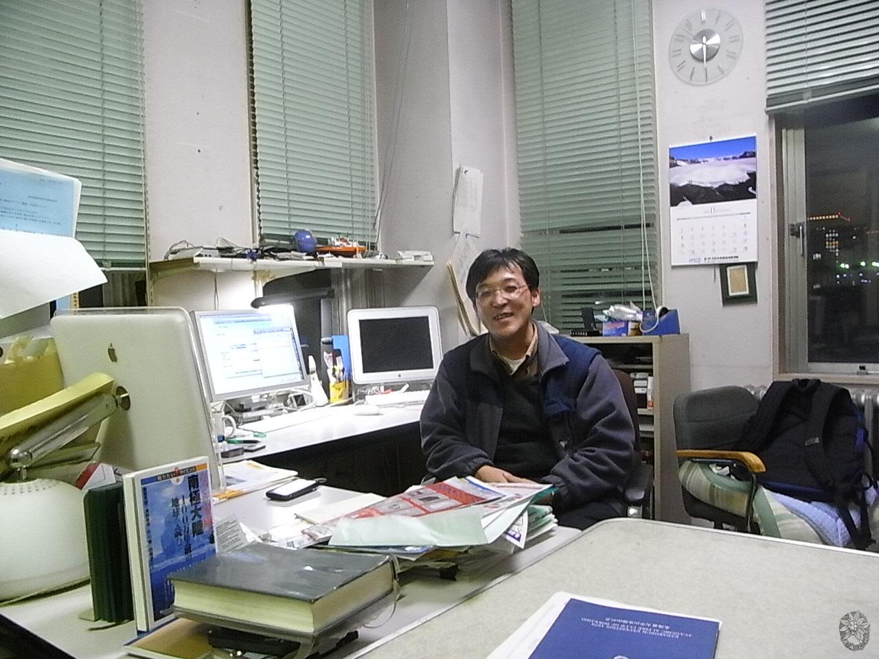 /home/sawagaki/0g0.jp/public_html/aach.ees//cpg/albums/userpics/10004/081203-01.jpg