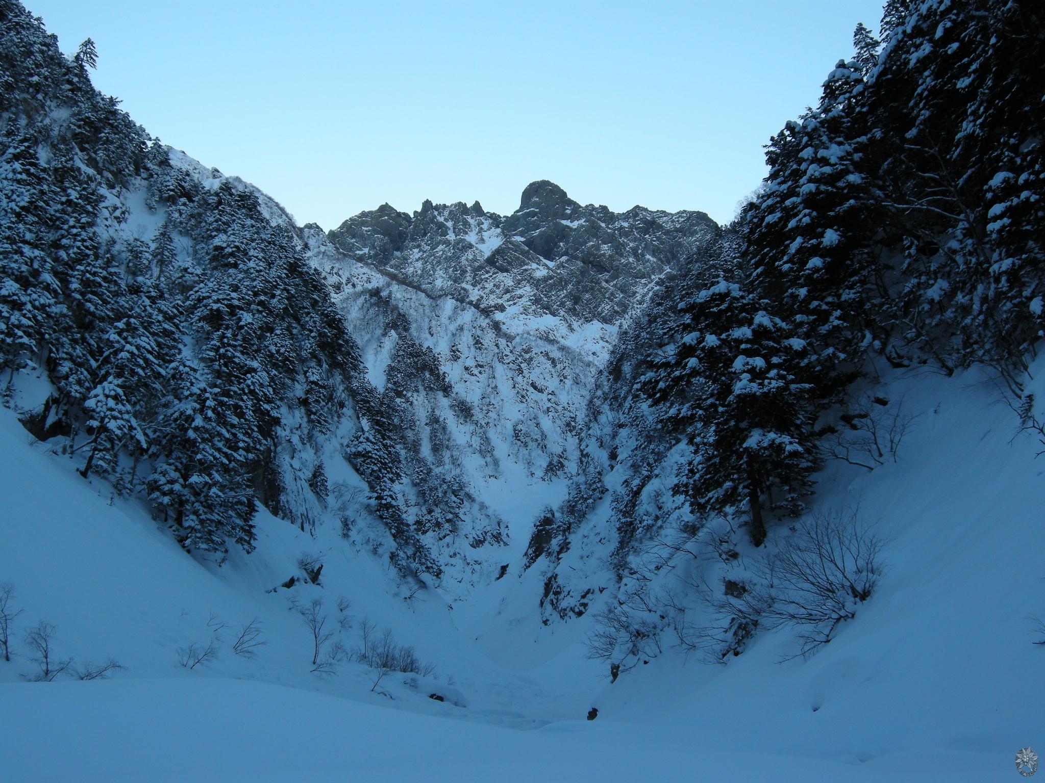/home/sawagaki/0g0.jp/public_html/aach.ees//cpg/albums/userpics/10004/DSCN2824.jpg