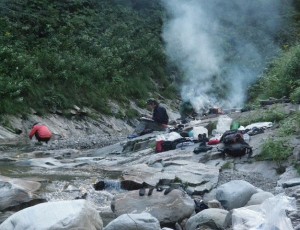 2012/9/2-5(4-0)中ノ岳北東面~ペテガリ川北西面下降~ペテガリB沢~夏道