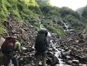 2019.8.2〜4(3-0)トヨニ左股〜南峰西面〜北峰南西面〜トヨニ右股