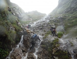 2020.9.2-7(5-1) 夏メイン2年班 ペテガリB沢~A沢~歴舟中の川
